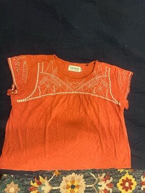 Aventura Women's Rust Embroidered Cap-Sleeve Tee